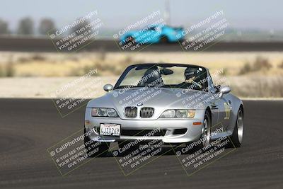 media/May-25-2025-Lotus Club Golden Gate (Sun) [[681474f0a2]]/Novice Group/Turn 3/